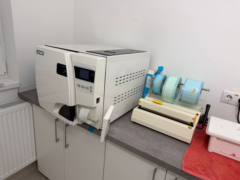 Spatiu comercial pretabil cabinet stomatologic zona Arhitectilor