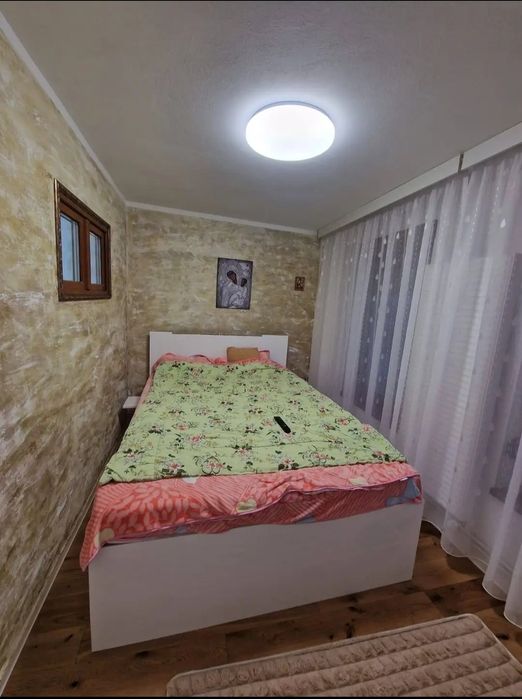 Casa cu 4 camere 2 bai in zona Terezian