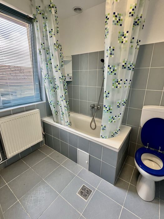 Apartament 3 camere zona Milea OMV