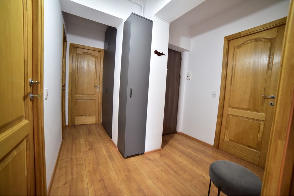 Apartament nou cu 3 camere 2 bai parcare zona Kogalniceanu