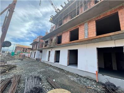 Apartament cu 2 camere decomandat si balcon in zona Doamna Stanca