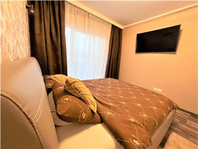 Apartament mobilat 3 camere balcon pod parcare Calea Cisnadiei