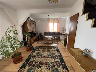 Apartament cu 3 camere si balcon in zona Milea - peco OMW