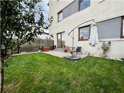Apartament de lux cu 3 camere 2 bai si gradina de 60 mp in Selimbar