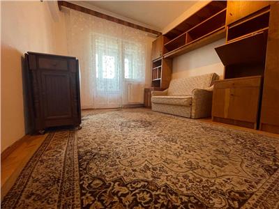 Apartament cu 3 camere si 2 bai zona Calea Dumbravii