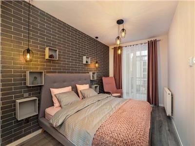 Apartament de lux cu 3 camere 2 bai si terasa in Zona Centrala
