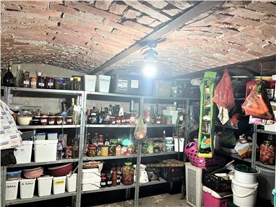 Casa individuala 6 camere 2 corpuri cladire si 468 teren in  Piata Cluj