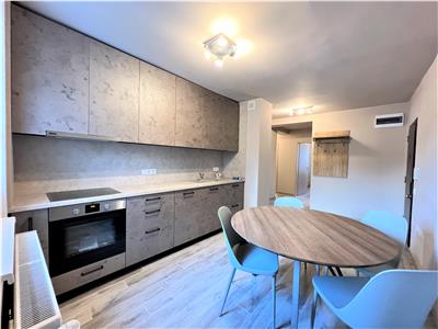 Apartament renovat etajul 1 cu 3 camere 2 bai 2 balcoane zona centrala