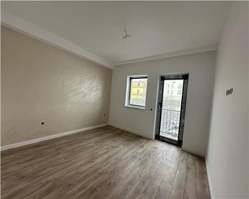 Apartament la cheie cu 3 camere gradina si parcare zona Pictor Brana