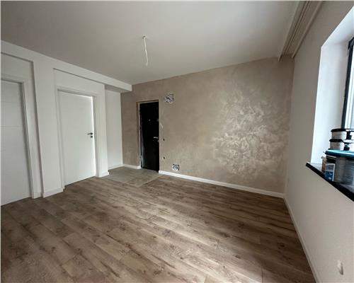 Apartament la cheie cu 3 camere gradina si parcare zona Pictor Brana
