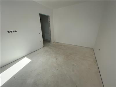 Apartament la cheie 3 camere cu gradina si parcare in Selimbar zona Mall