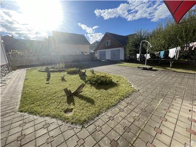 Casa cu 9 camere 3 bai 994 mp teren Parcul Sub Arini