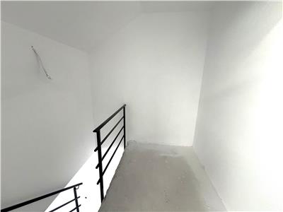 Apartament intabulat pe 2 niveluri 60 mp 2 camere 2 bai balcon Ciresica