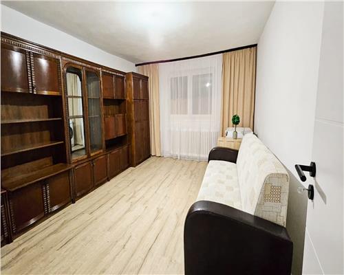 Casa cu 5 camere 2 bai garaj si 460 mp teren in Turnisor
