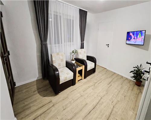 Casa cu 5 camere 2 bai garaj si 460 mp teren in Turnisor