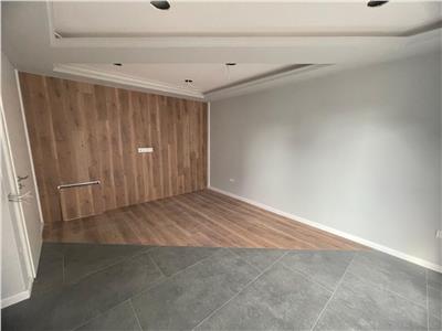 Apartament la cheie 2 camere etajul 1 cu balcon  pe Doamna Stanca