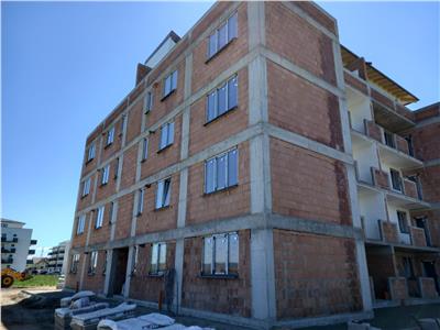 Apartament cu 3 camere 2 bai in zona Calea Surii Mici