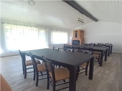 Cabana cu 7 camere piscina si 2300 mp teren pe Valea Avrigului