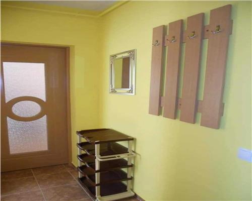 Apartament cu 1 camera etajul 1 balcon si parcare in Turnisor