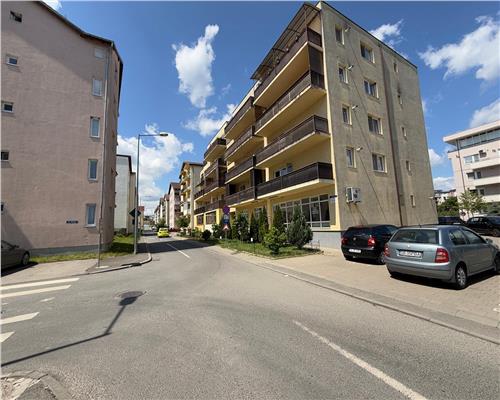 Apartament cu 1 camera etajul 1 balcon si parcare in Turnisor