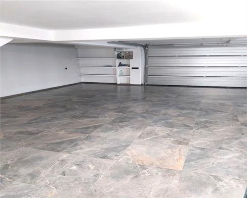 Casa cu 4 camere 2 bai si 490 mp teren in zona Selimbar