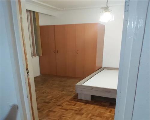 Apartament cu 2 camere pe strada Miraslau