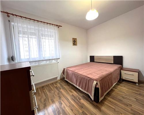 Apartament mobilat 67 mpu 3 camere decomandat 2 bai terasa 13 mp parcare