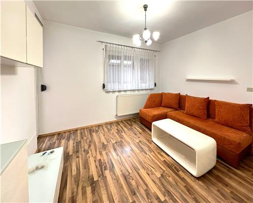 Apartament mobilat 67 mpu 3 camere decomandat 2 bai terasa 13 mp parcare