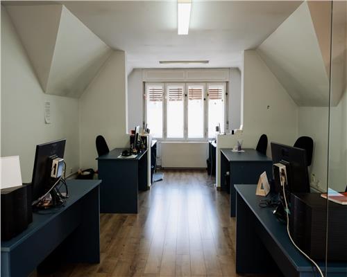 Spatiu de birouri cu 4 camere 140 mp in zona Centrala