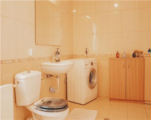 Casa individuala 5 camere 3 bai 2 balcoane teren 472 mp Selimbar