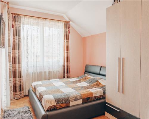 Casa individuala 5 camere 3 bai 2 balcoane teren 472 mp Selimbar