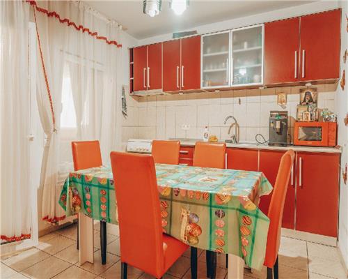 Casa individuala 5 camere 3 bai 2 balcoane teren 472 mp Selimbar
