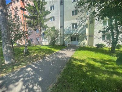 Apartament cu 3 camere in zona Bulevardul Mihai Viteazu