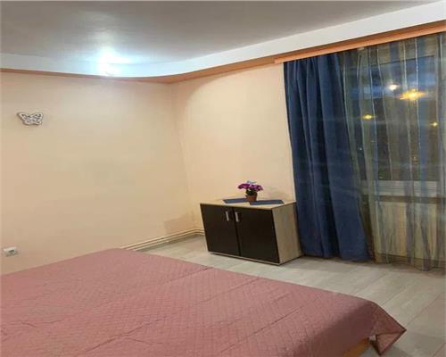 Apartament 2 camere la etajul 1 zona Centrala