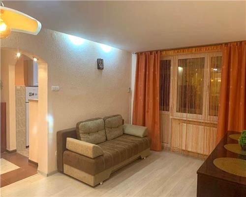 Apartament 2 camere la etajul 1 zona Centrala