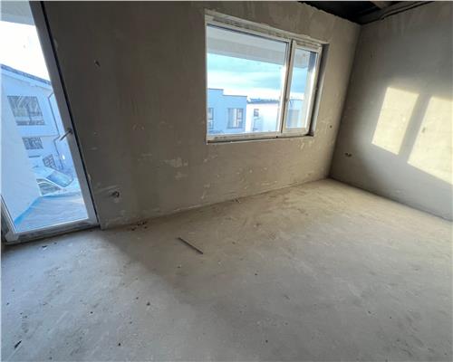 Casa 110 mpu cu 4 camere 2 bai 2 balcoane si curte in Sibiu