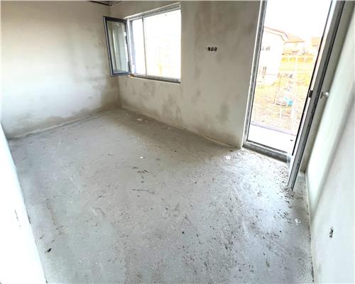Casa 110 mpu cu 4 camere 2 bai 2 balcoane si curte in Sibiu