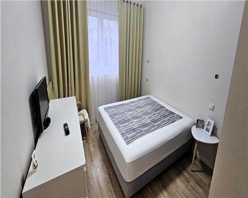 Casa individuala cu 5 camere 2 bai si 700 mp teren in Cisnadie