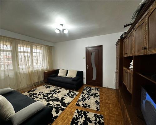 Apartament cu 2 camere si balcon de 14 mp zona Bd. Vasile Milea