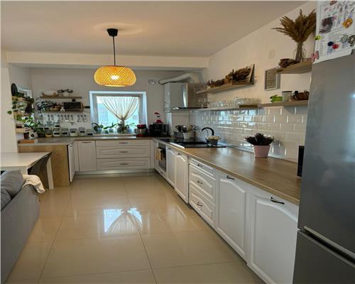 Apartament modern cu 3 camere si terasa 21 mp in Selimbar
