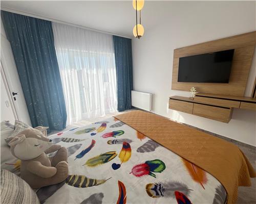 Apartament modern 3 camere 2 balcoane si parcare zona Triajului