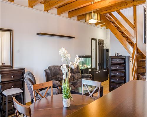 Apartament  3 camere si loc parcare in zona Terezian