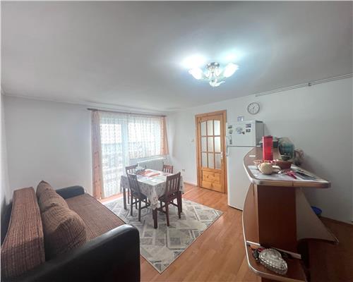 Apartamet la casa 77 mp mpu 2 camere pivnita pod zona centrala