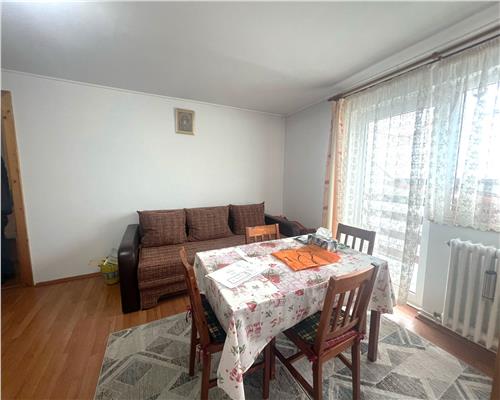 Apartamet la casa 77 mp mpu 2 camere pivnita pod zona centrala