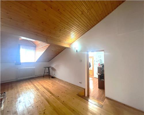 Apartamet la casa 77 mp mpu 2 camere pivnita pod zona centrala