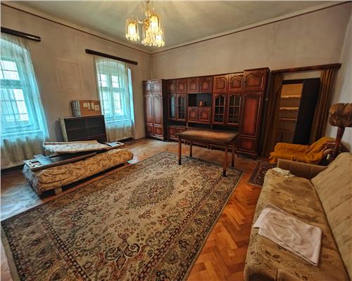 Apartament 2 camere in zona Centrala