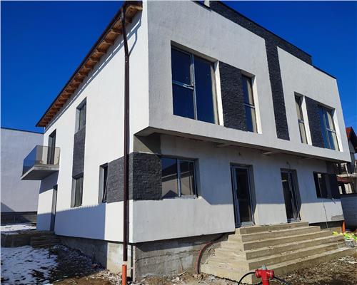 Casa finalizata cu 4 camere 2 bai in zona Calea Cisnadiei
