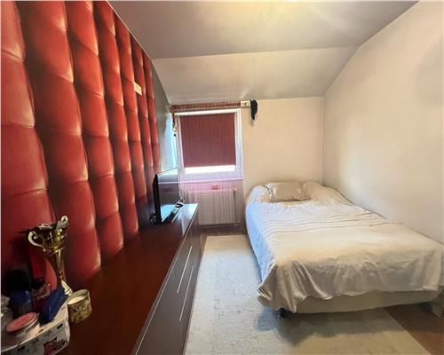 Casa 100 mp utili cu 4 camere 2 bai si curte in Turnisor