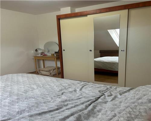 Apartament cu 3 camere si balcon pe Mihai Viteazu