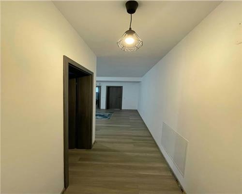 Apartament  3 camere terasa si loc parcari in Kogalniceanu